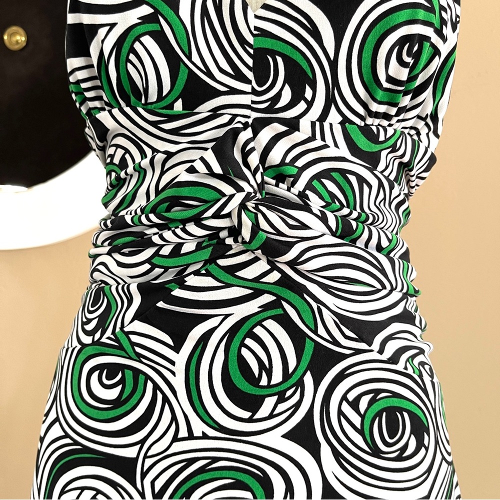 Abstract Print Halter Dress with Cinched Bust & A-Line Skirt — Machine Washable, - Picture 4 of 12